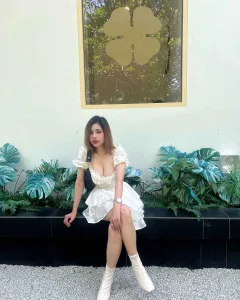 Apinya23