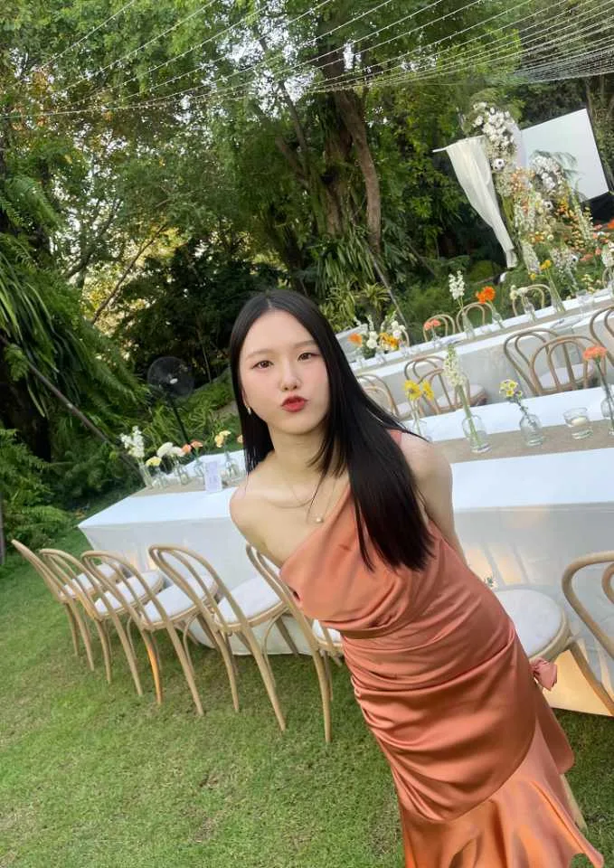 พลอยเบ๊บ